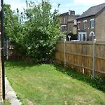 Nice 3 Bedroom House Wimbledon