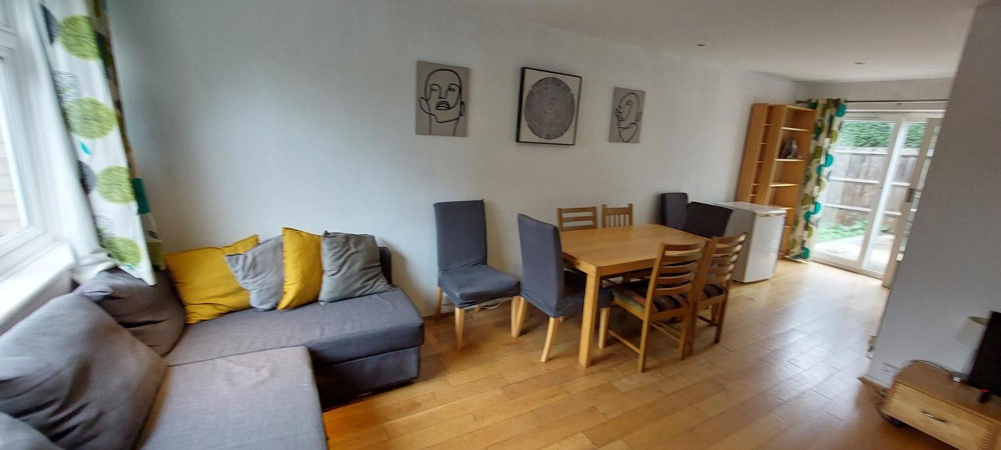 3 Bedroom House Wimbledon